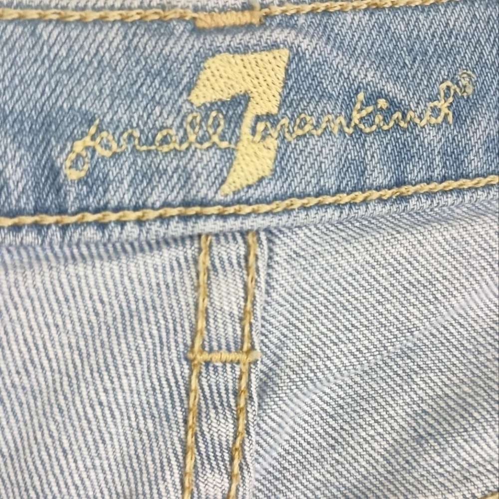 NWT 7 For All Mankind Jean Shorts Patch Pocket Size 32  💙 $128